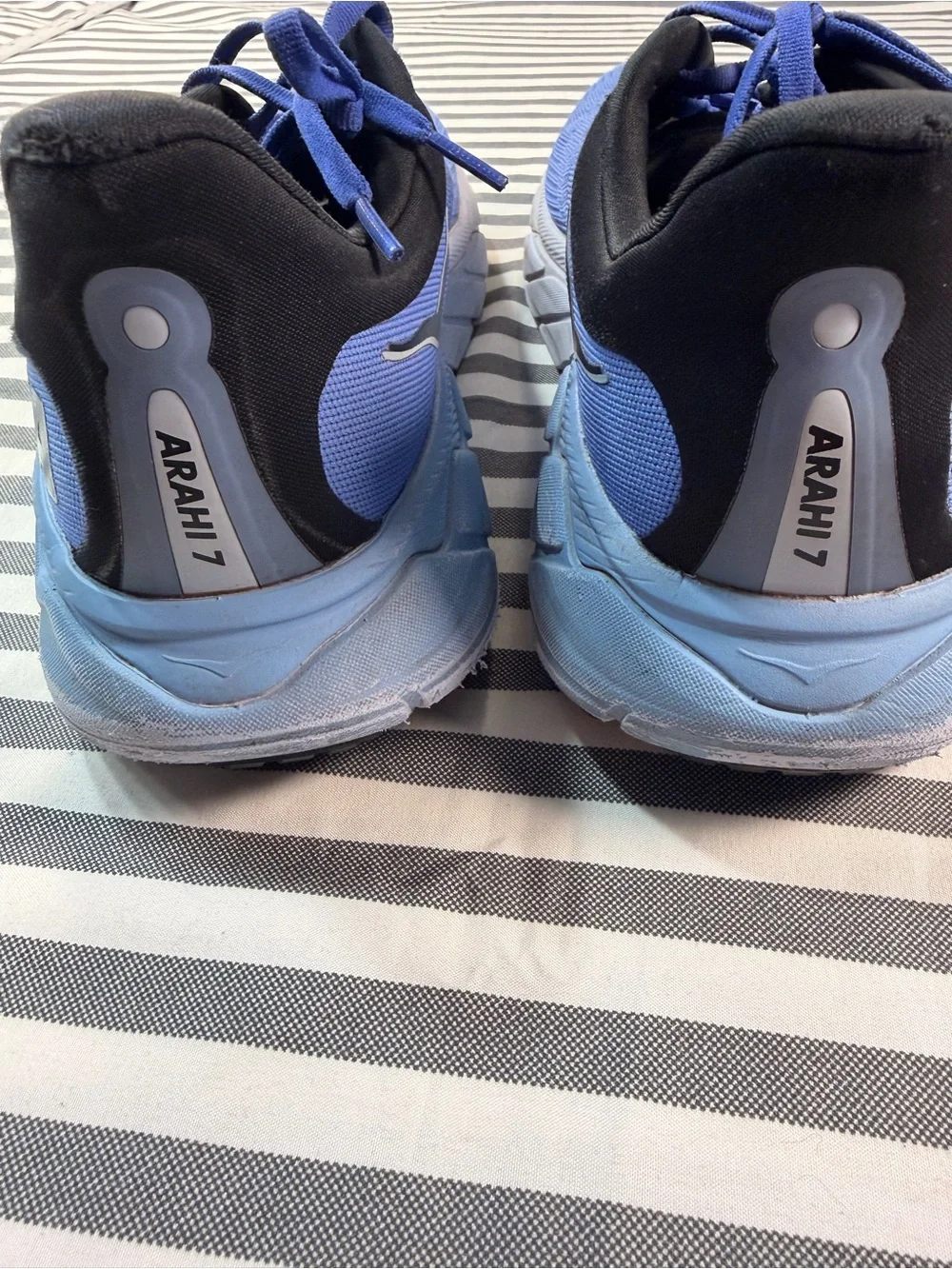 Hoka One Arahi 7 Shoes Womens 11B Stellar Blue Cosmos Running Sneakers Purple 11